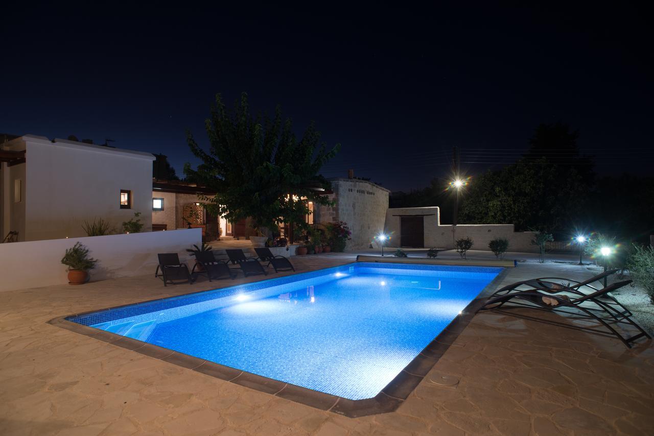 Chloe'S House Guest House Pano Akourdalia Bagian luar foto